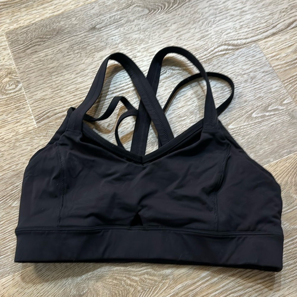 Women’s sports bra